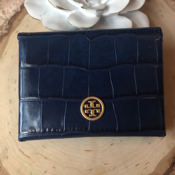 NWT TORY BURCH NAVY PARKER EMBOSSED CARD CASE!! - Picture 3 of 6